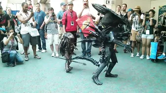 Lil Alien vs. Lil Predator #9