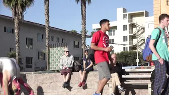 Funny Alien Girl Wows Onlookers with Superior Flexibility at Beach in Santa Monica #7