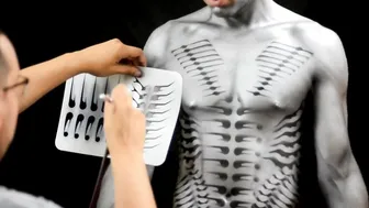 How to Airbrush Body Paint Biomechanical Stencils #5