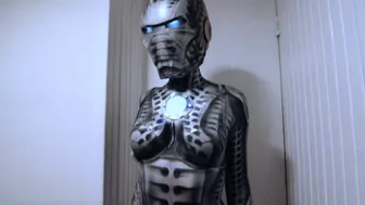 Biomechanical Iron Maiden Cosplay Bodypaint