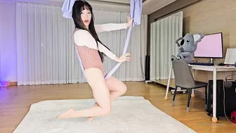 Aerial Yoga in Pantyhose ♥️♥️ 살스 플라잉 줌마요가 맛집 #2