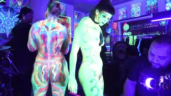 NEON BODY PAINTING #-1 #7