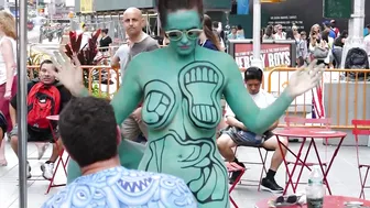 BODY PAINTING : GREEN MODELS #4