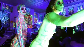 GREEN GLOW BODY PAINTING #-2 #3