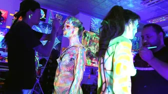 GREEN GLOW BODY PAINTING #-2 #9