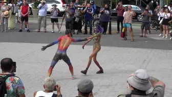 BODY PAINTING DAY : DANCE IN SLOW MO