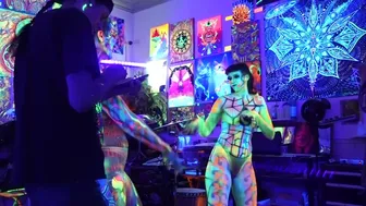 NEON BODY PAINTING #-3