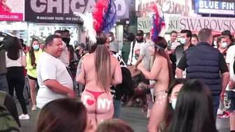 TIMES SQUARE CHICKS #5