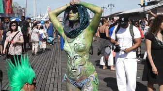 Body Painting : Green Lion #8