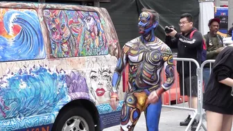 BODY PAINTING : Man In Blue #10