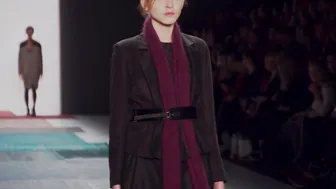 Isabell de Hillerin A/W 2015 Mercedes-Benz Fashion Week Berlin in 4K #6