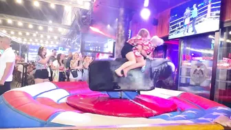 Mechanical bull riding ♥️♥️toro mecánico 17 de Junio 2024 en Benidorm ♥️♥️♥️♥️ #4