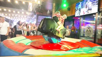 Mechanical bull riding ♥️♥️toro mecánico 17 de Junio 2024 en Benidorm ♥️♥️♥️♥️ #5