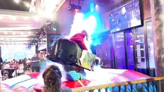 Our best mechanical bull riding ♥️♥️ toro mecánico día 14 de Junio 2024 en Benidorm #5