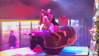 Toro mecánico ♥️♥️mechanical bull riding 31st of May 2024 in Benidorm #1