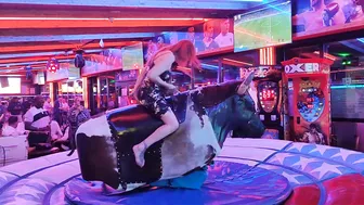 Mechanical bull riding February 27th 2024 in Benidorm ♥️♥️♥️♥️♥️♥️ #9