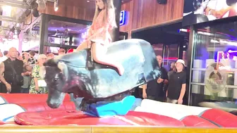 Latest mechanical bull riding ♥️♥️nuevo toro mecánico día 15 de Junio 2024 en Benidorm #6