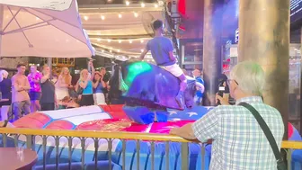 Mechanical bull riding ♥️♥️toro mecánico día 13 de Junio 2024 en Benidorm ♥️♥️♥️♥️♥️♥️ #6