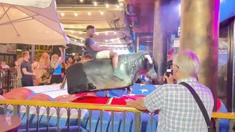 Mechanical bull riding ♥️♥️toro mecánico día 13 de Junio 2024 en Benidorm ♥️♥️♥️♥️♥️♥️ #7