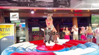 Mechanical bull riding♥️♥️noche de toro 21 de Junio 2024 en Benidorm #3