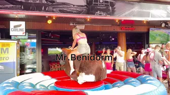 Mechanical bull riding♥️♥️noche de toro 21 de Junio 2024 en Benidorm #4