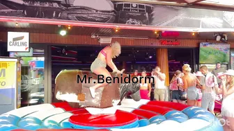 Mechanical bull riding♥️♥️noche de toro 21 de Junio 2024 en Benidorm #5