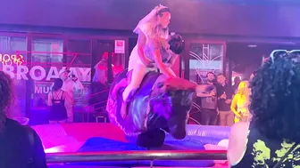 El mejor toro mercanico hoy♥️♥️best bull riding June 2nd 2024 in Benidorm Spain ♥️♥️ #7