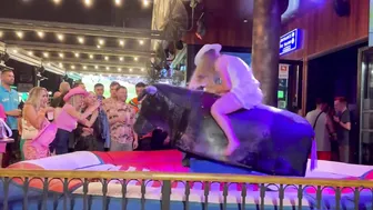 Mechanical bull riding Made is Spain May 16th 2024 ♥️♥️♥️♥️♥️♥️ #3