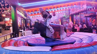 Mechanical bull riding November 17th 2023 in Benidorm ♉♥️♥️ #8