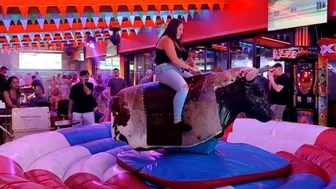 late night mechanical bull riding 18th October 2023♉/montar el toro por la noche ♥️♥️ #1