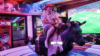 excellent mechanical bull riding February 29th 2024 in Benidorm ♥️♥️♥️♥️ ♉ #10