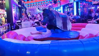 laugh with me in this bull riding October 7th 2023 in Benidorm ♉ #9