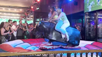 Mechanical bull riding April 25th 2024 in Benidorm ♥️♥️♥️♥️ #4