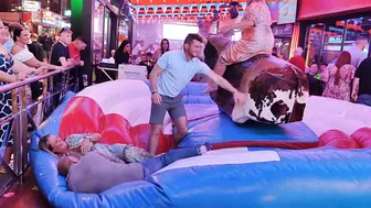 impossible mission to climb this mechanical bull in benidorm October 19th 2023♉ #7