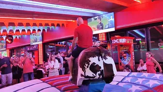 Mechanical bull riding is my hubby October 20th 2023 in Benidorm ♉ #8