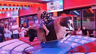 waoo waaoo waooo! bull riding in Benidorm ♉ #9