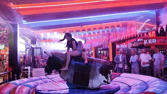 Mechanical bull riding November 29th 2023 in benidorm ♥️♥️♉ #3