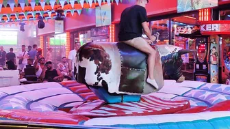 can he ride the bull in benidorm? #6