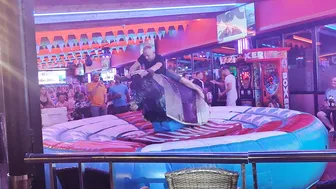 Discovering mechanical bull in benidorm ♥️♥️ #3