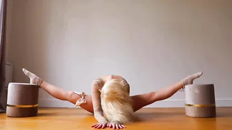 Yoga Flow — Middle Splits №10 #4