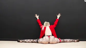 Yoga Art — Splits Time #5