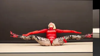 Yoga and Stretching — Splits Flexibility Flow #9