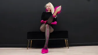 Black Pantyhose Pink Heels Modeling #4