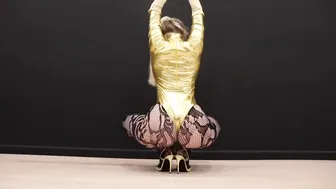 YOGA ART GOLDEN HEELS #3