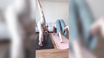 Double Arch Stretching Flow #8