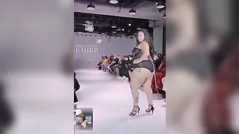 Lingerie And Swimwear Premier Jour - Plus Size Fashion Show 2024 #8