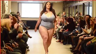 Plus Size Women's Fashion And Body Positivity - Fashion Show