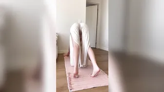 Flowy Yoga Arch Stretching #5