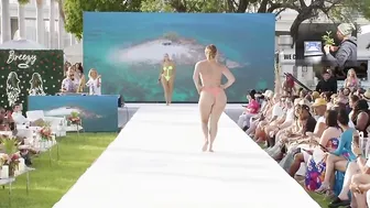 Bianca Romain Vs Chloe Renae In Slow Motion | Breezy Bowl Swim Week 2024 | Fashion Show #9