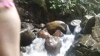 SWIMMING & RELAXING Mandi di Air terjun Dan Sungai Jernih Suasana Pagi hari di Tengah Hutan #5